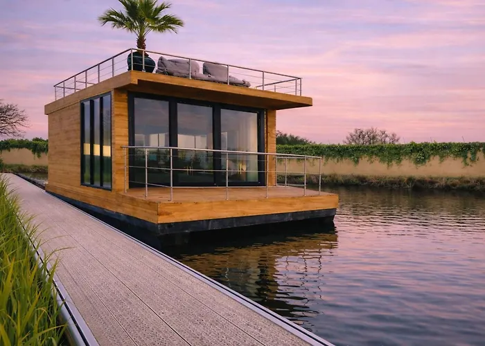 Houseboat Camargue - Lorenzo Πλωτό κατάλυμα